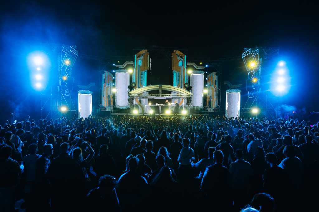 Initial festival - scène Area 54